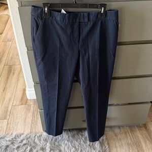 Akris Navy Cropped Straight-Leg Pants